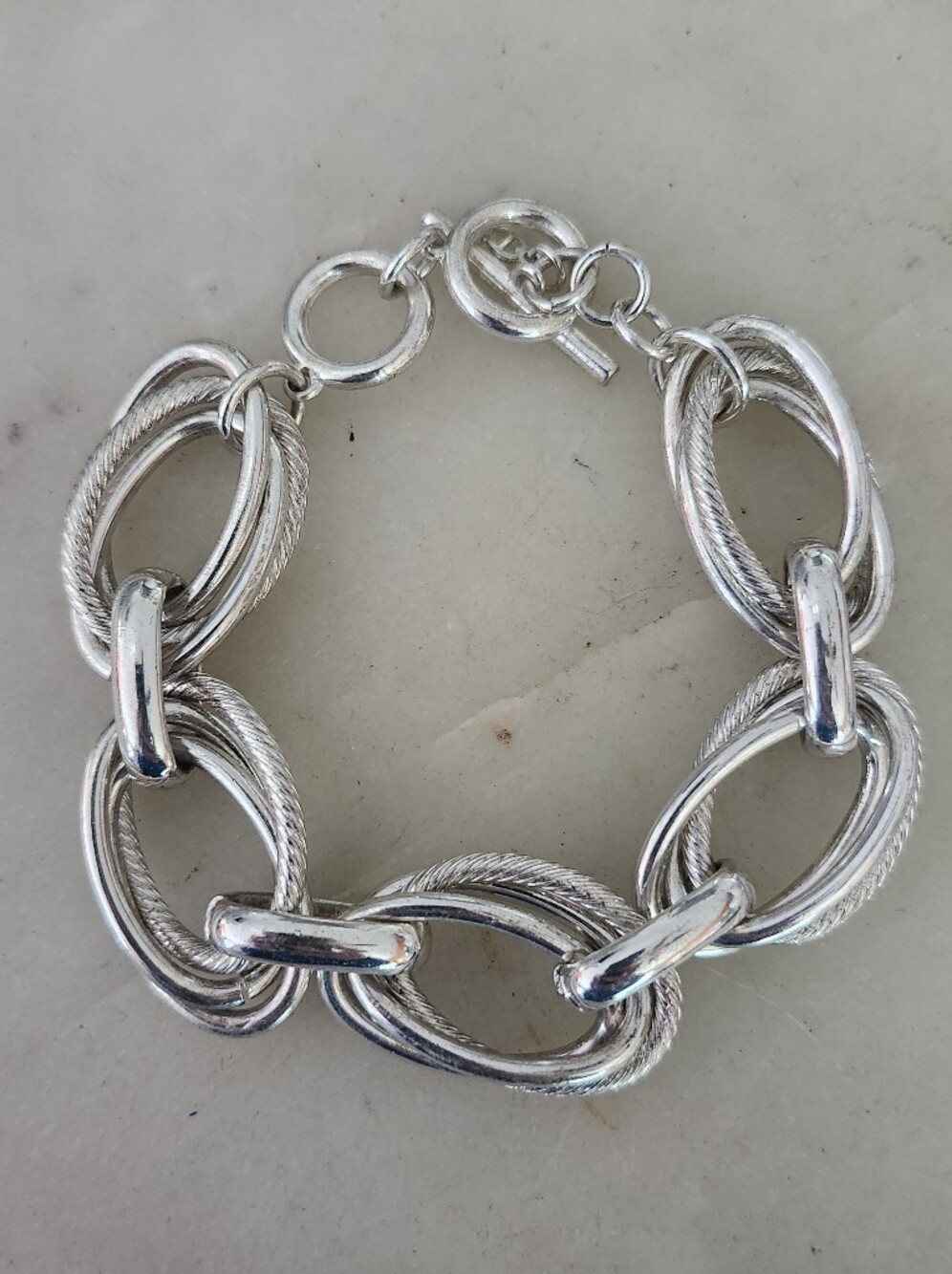 Stylish Chunky Silver Tone Textured & Polished Oval Link Bracelet